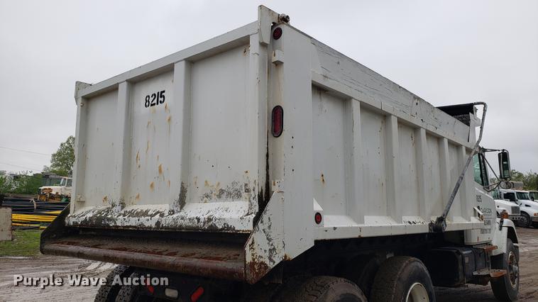 image for item DD4103 2001 Freightliner FL80 dump truck