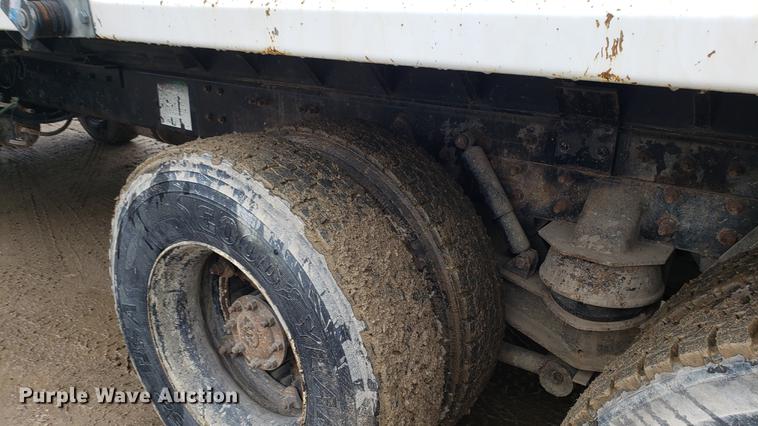 image for item DD4103 2001 Freightliner FL80 dump truck