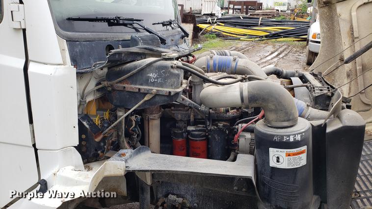 image for item DD4103 2001 Freightliner FL80 dump truck