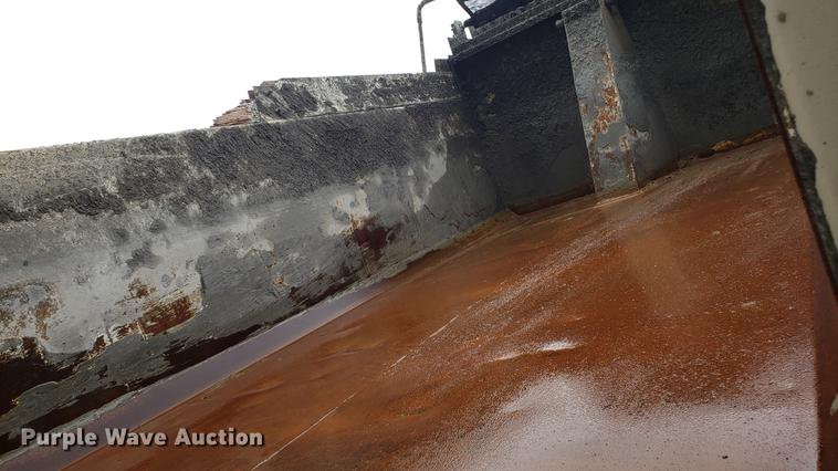 image for item DD4103 2001 Freightliner FL80 dump truck