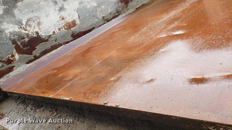 image for item DD4103 2001 Freightliner FL80 dump truck