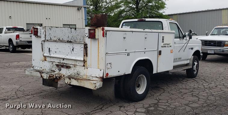 image for item DD4107 1995 Ford F450 Super Duty utility truck