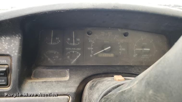 image for item DD4107 1995 Ford F450 Super Duty utility truck
