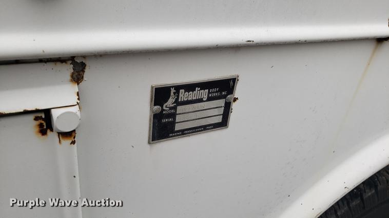 image for item DD4107 1995 Ford F450 Super Duty utility truck