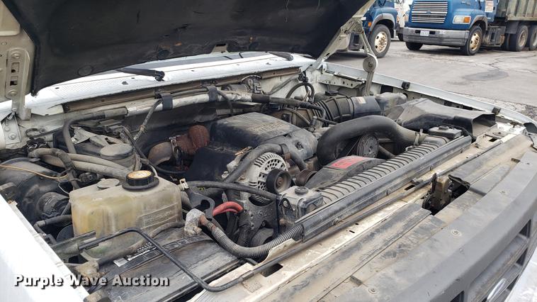 image for item DD4107 1995 Ford F450 Super Duty utility truck
