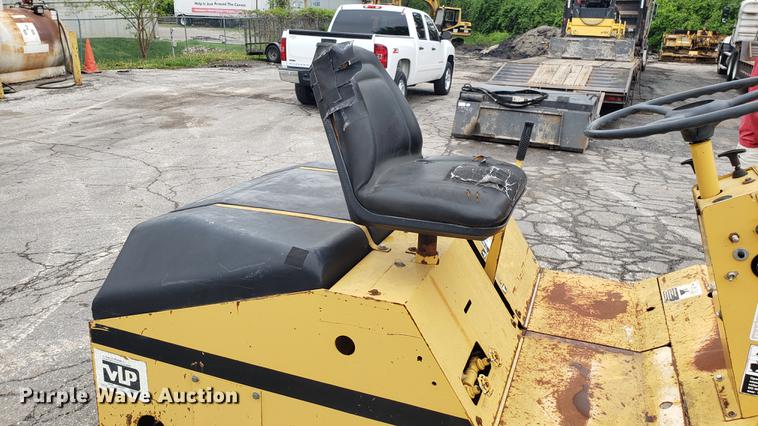 image for item DD4108 Rosco Vibrastat III double drum roller