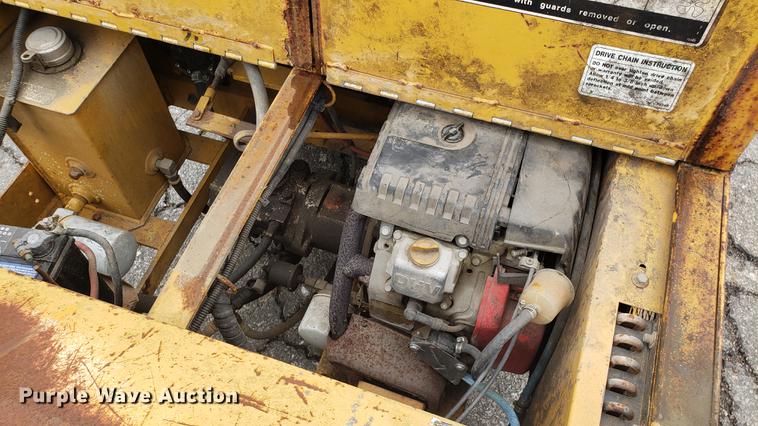 image for item DD4108 Rosco Vibrastat III double drum roller