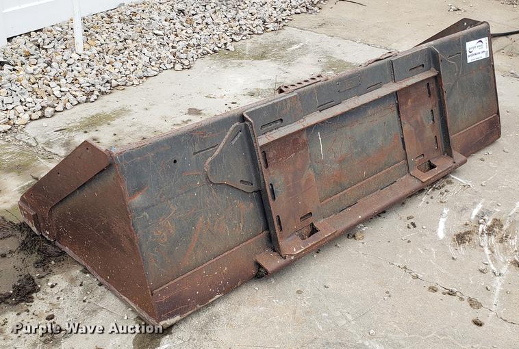 image for item DD4111 88"W skid steer bucket
