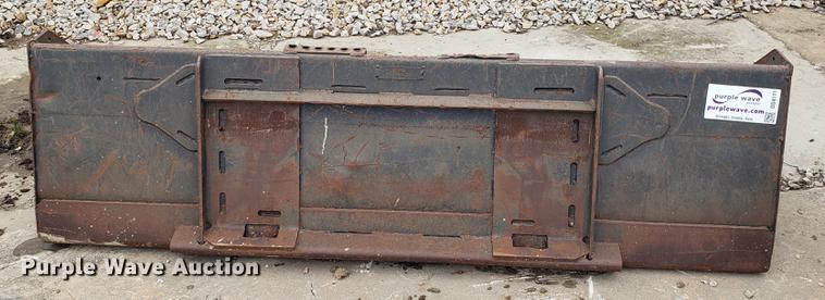 image for item DD4111 88"W skid steer bucket