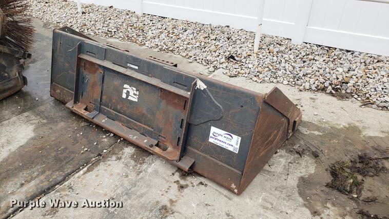 image for item DD4112 80"W skid steer bucket