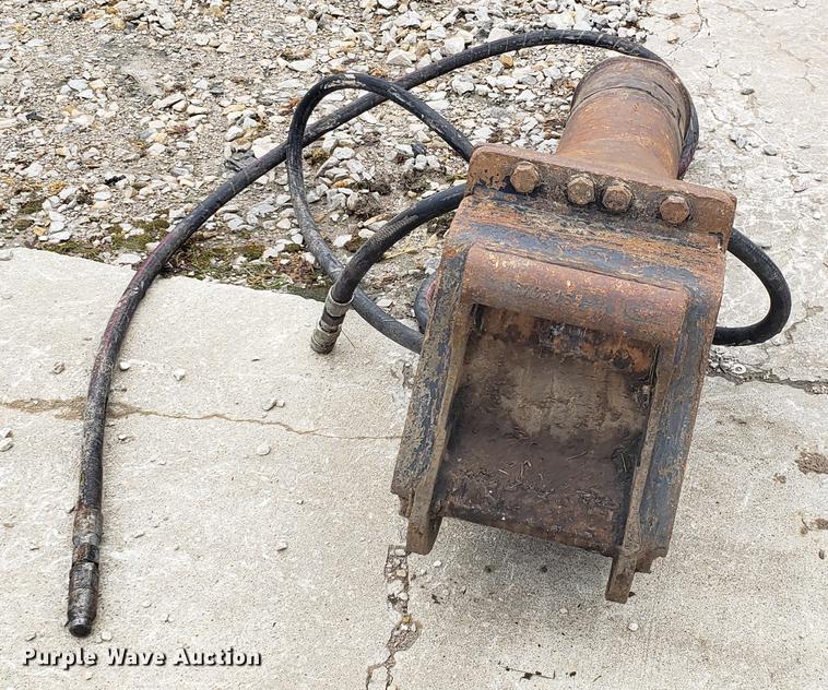 image for item DD4115 Mini excavator breaker