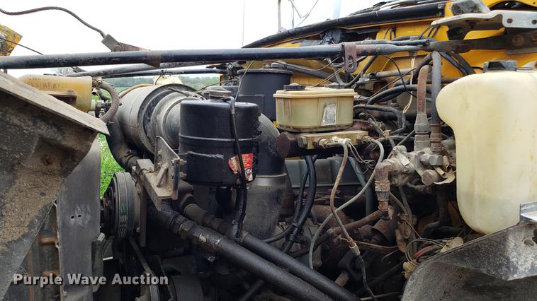 image for item DD4116 1990 Ford F800 dump truck