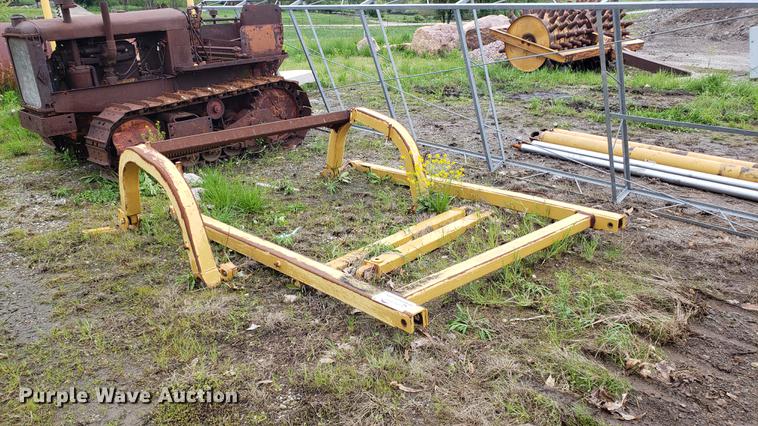 image for item DD4128 Caterpillar D6T sweeps