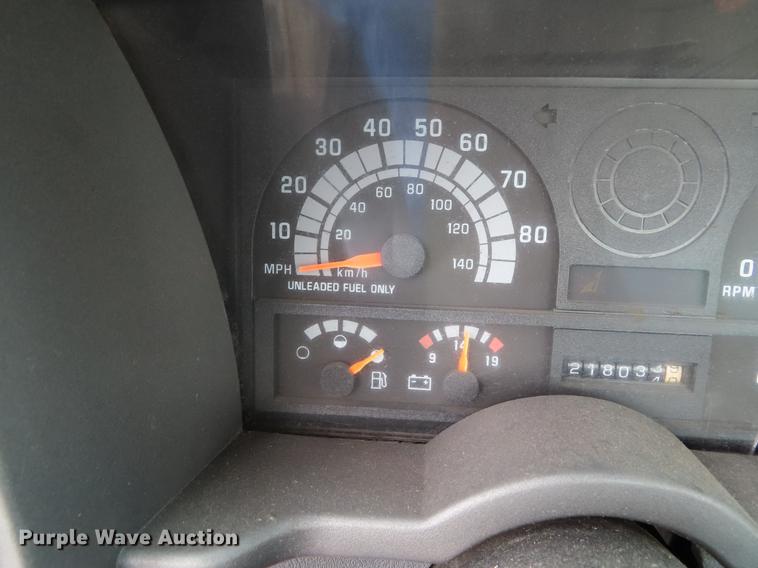 image for item DE3413 1996 GMC TopKick C5500 roll off container truck