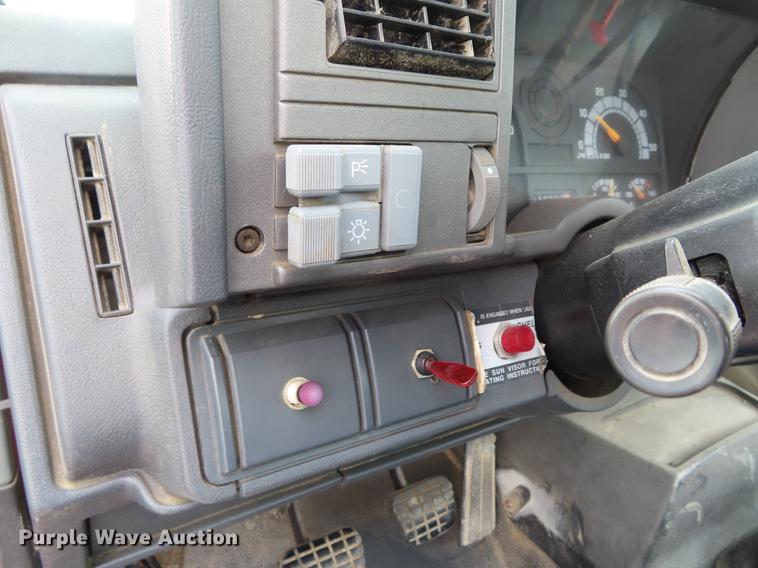 image for item DE3413 1996 GMC TopKick C5500 roll off container truck