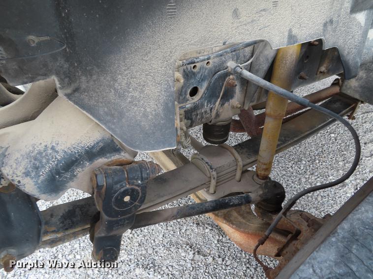 image for item DE3413 1996 GMC TopKick C5500 roll off container truck