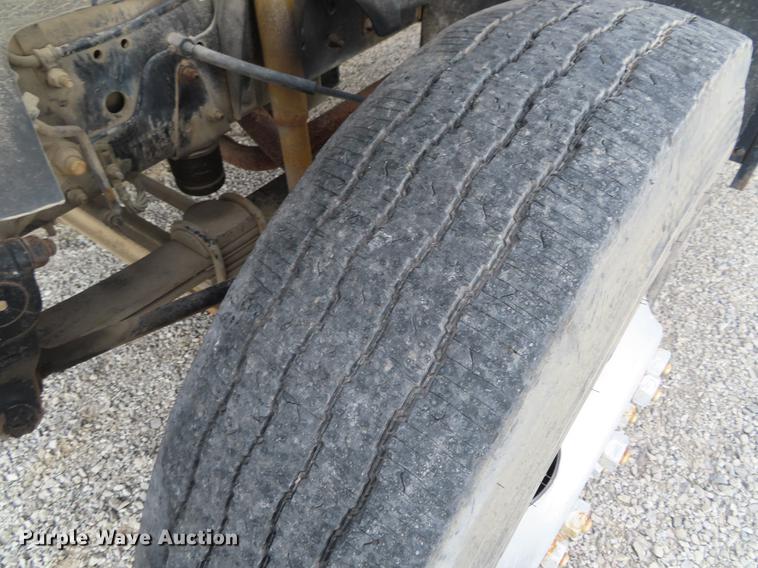 image for item DE3413 1996 GMC TopKick C5500 roll off container truck