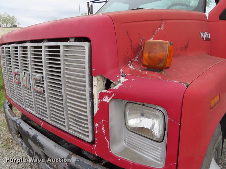 image for item DE3413 1996 GMC TopKick C5500 roll off container truck
