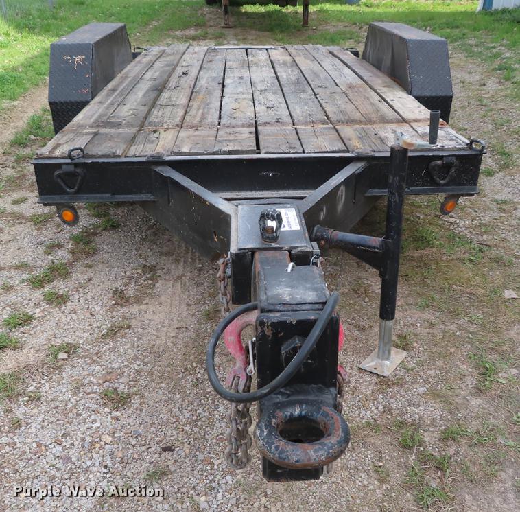 image for item DE3414 1990 Dyna tilt deck equipment trailer