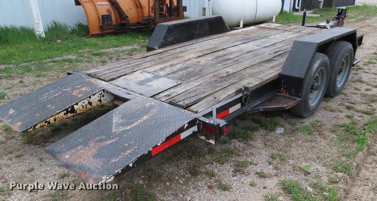 image for item DE3414 1990 Dyna tilt deck equipment trailer
