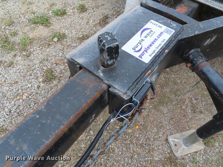 image for item DE3414 1990 Dyna tilt deck equipment trailer