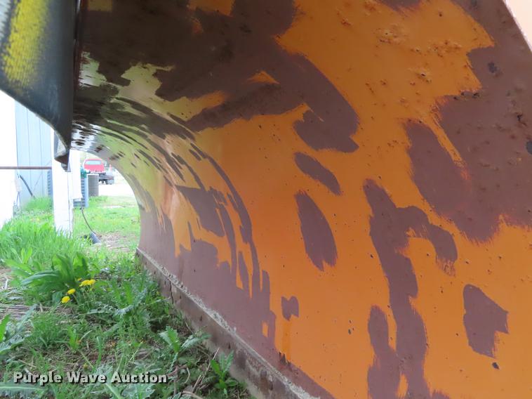 image for item DE3416 Henderson 10X42 snow plow