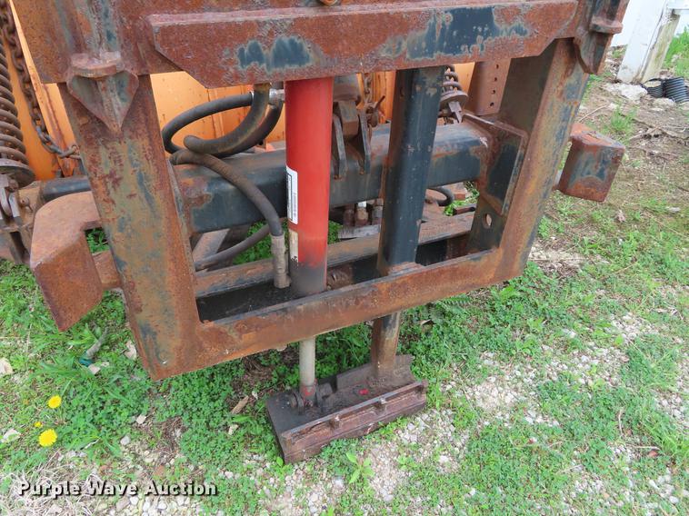 image for item DE3416 Henderson 10X42 snow plow