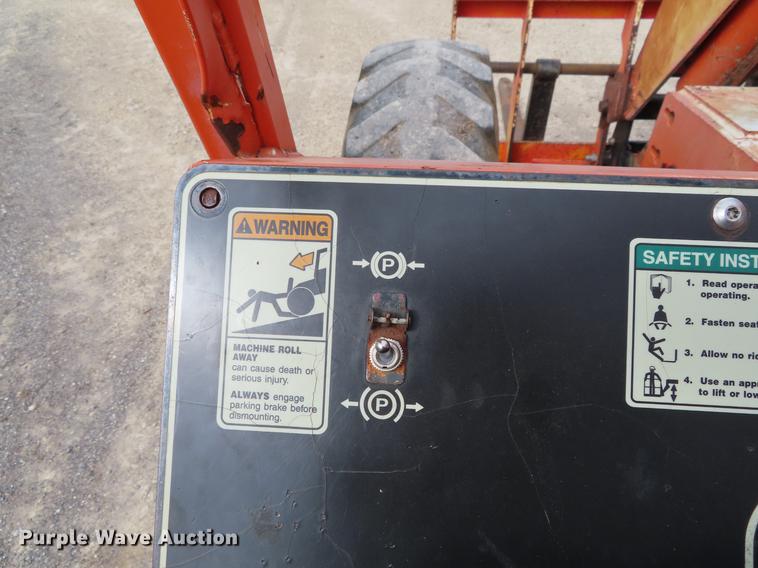 image for item DE3462 2000 Sky Trak 8042 telehandler