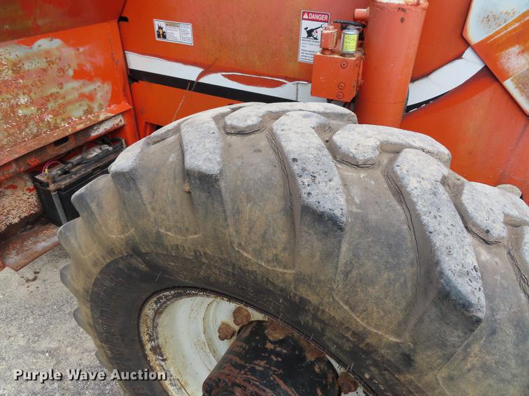 image for item DE3462 2000 Sky Trak 8042 telehandler