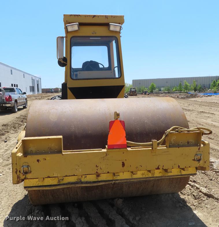 image for item DE3481 1986 Bomag GW213PDB single drum vibratory roller