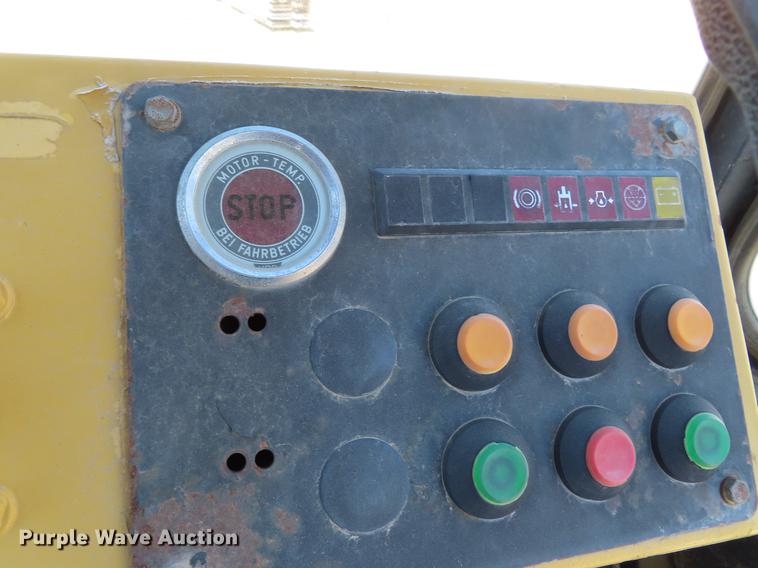 image for item DE3481 1986 Bomag GW213PDB single drum vibratory roller