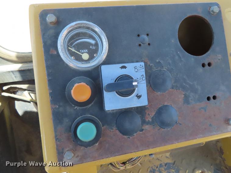 image for item DE3481 1986 Bomag GW213PDB single drum vibratory roller