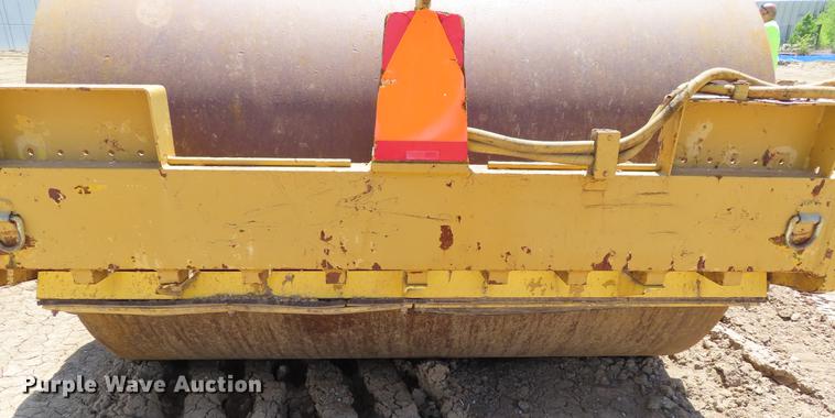 image for item DE3481 1986 Bomag GW213PDB single drum vibratory roller