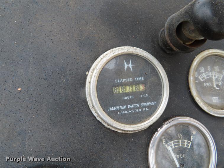 image for item DE3489 Drott 85 crane