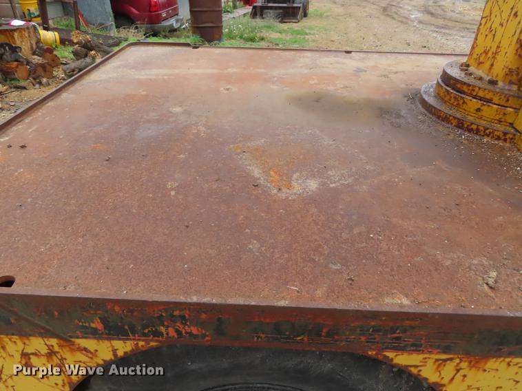 image for item DE3489 Drott 85 crane