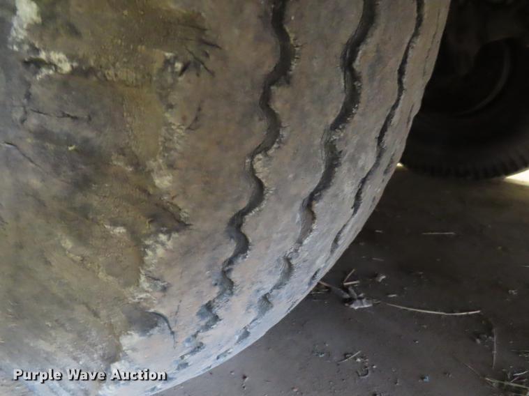 image for item DE3489 Drott 85 crane