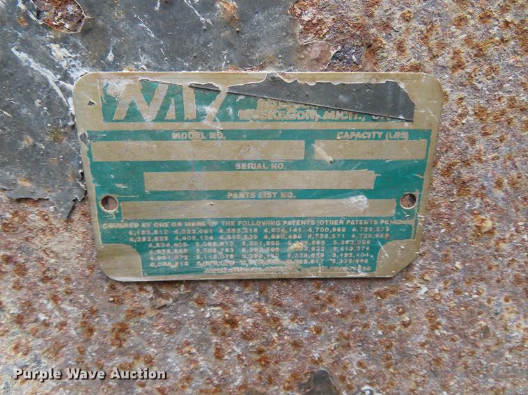 image for item DE3501 2000 Volvo Autocar ACL64F dump truck