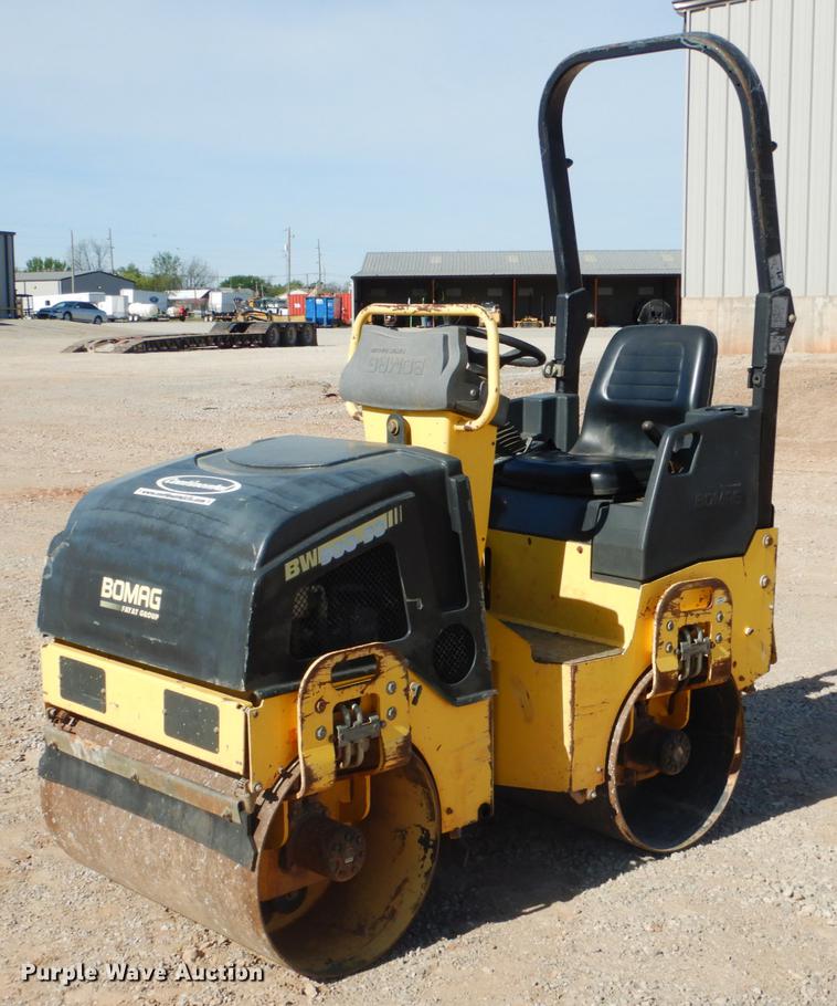 image for item DE3874 2011 Bomag BW900-50 double drum vibratory roller