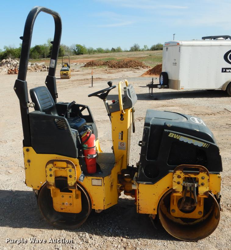 image for item DE3874 2011 Bomag BW900-50 double drum vibratory roller