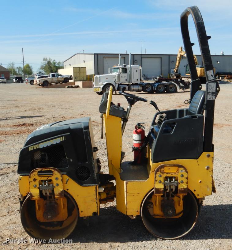 image for item DE3874 2011 Bomag BW900-50 double drum vibratory roller