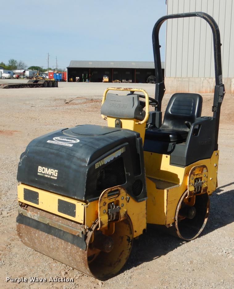 image for item DE3874 2011 Bomag BW900-50 double drum vibratory roller