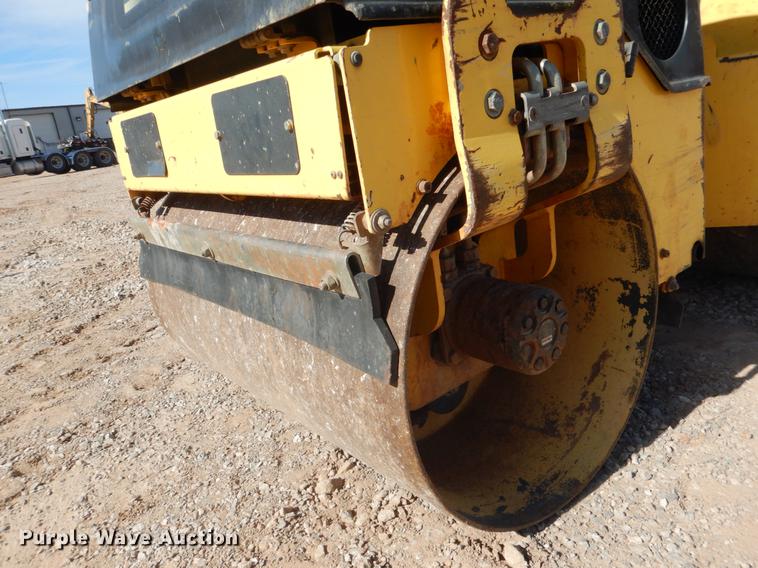 image for item DE3874 2011 Bomag BW900-50 double drum vibratory roller