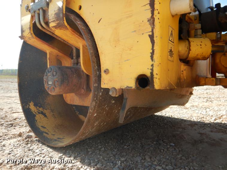 image for item DE3874 2011 Bomag BW900-50 double drum vibratory roller