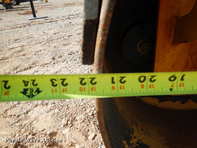 image for item DE3874 2011 Bomag BW900-50 double drum vibratory roller
