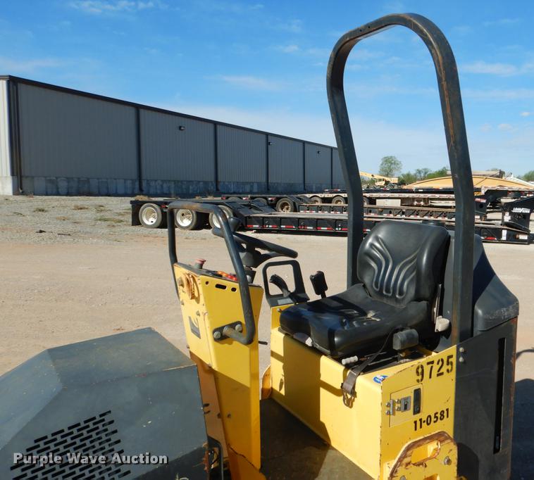 image for item DE3875 2010 Bomag BW900-2 double drum vibratory roller
