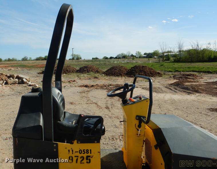image for item DE3875 2010 Bomag BW900-2 double drum vibratory roller