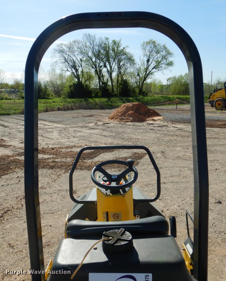 image for item DE3875 2010 Bomag BW900-2 double drum vibratory roller