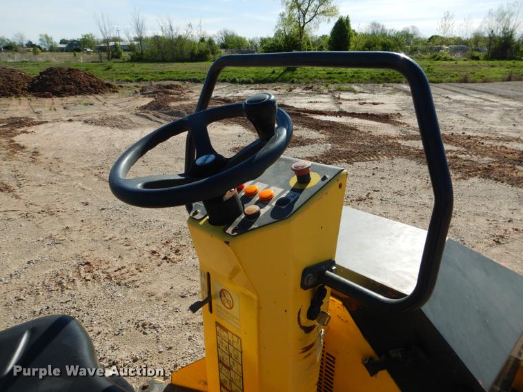 image for item DE3875 2010 Bomag BW900-2 double drum vibratory roller