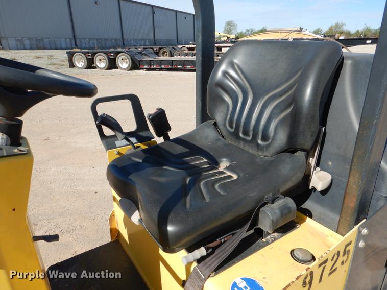 image for item DE3875 2010 Bomag BW900-2 double drum vibratory roller