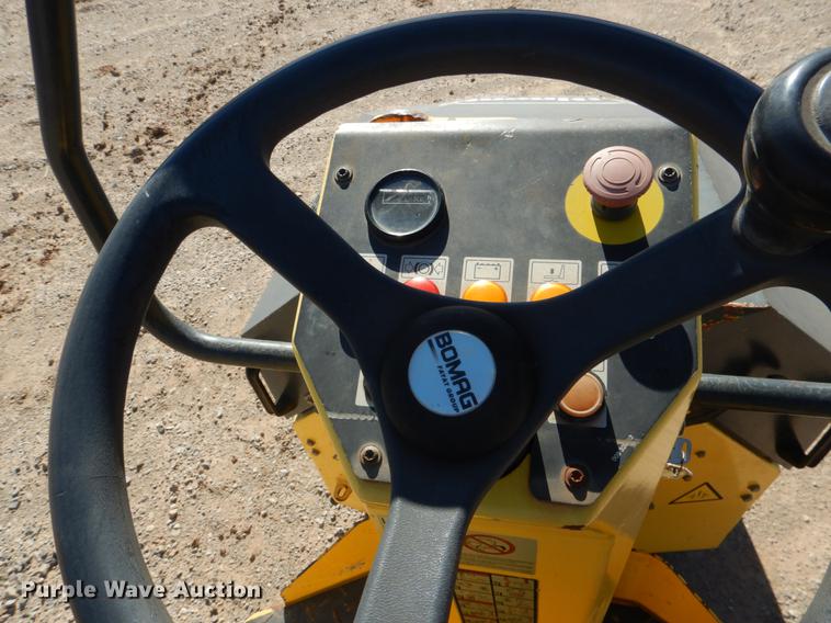 image for item DE3875 2010 Bomag BW900-2 double drum vibratory roller